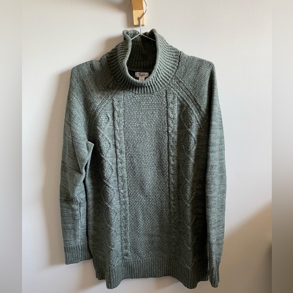 (SOLD) Thyme Maternity Long Knit Sweater - Picture 5 of 5